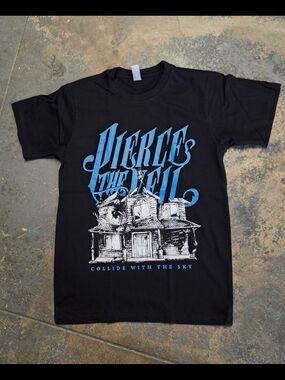 Collide With The Sky Graphic T-Shirt - Black/Blue